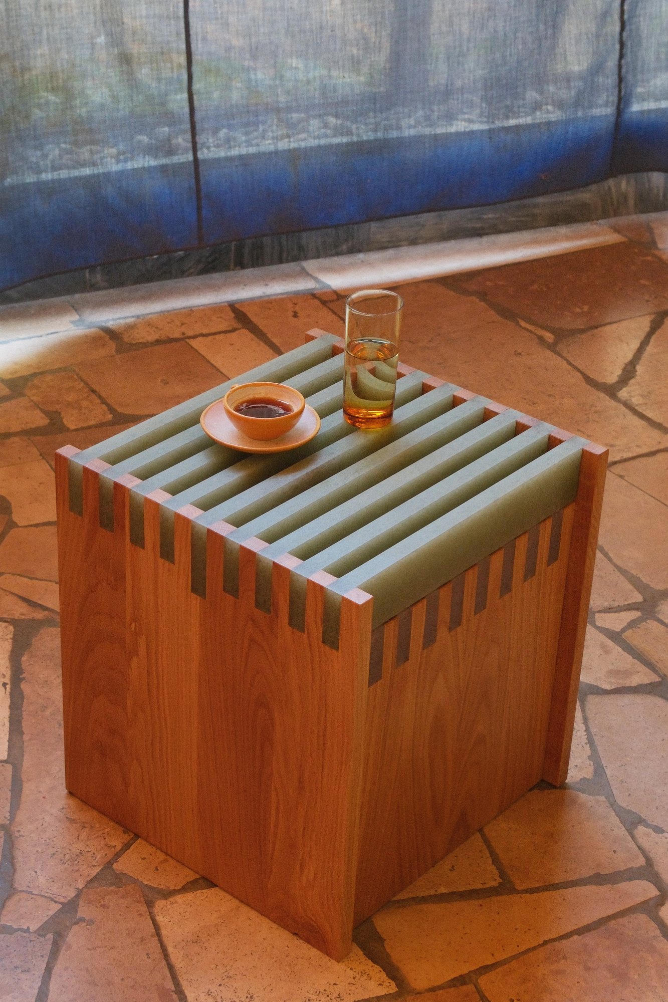 SML Cube in oiled oak with a green translucent Karlite top